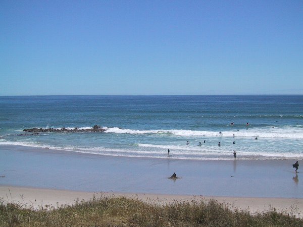 ���̉摜�͎����I�ɐ؂�ւ��܂�...