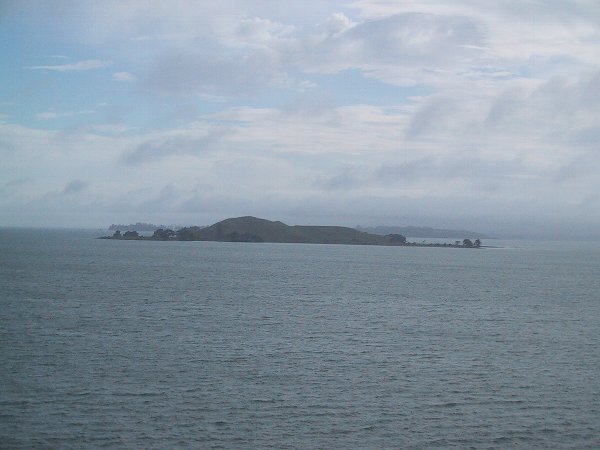 ���̉摜�͎����I�ɐ؂�ւ��܂�...