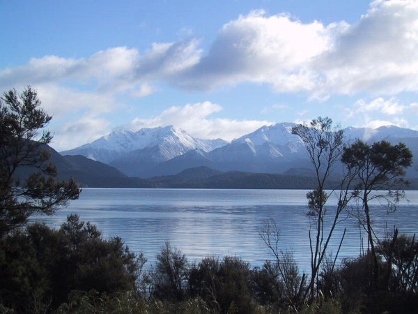 ���̉摜�͎����I�ɐ؂�ւ��܂�...