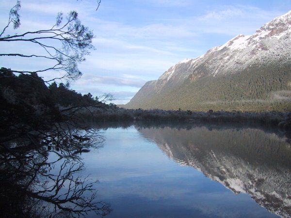 ���̉摜�͎����I�ɐ؂�ւ��܂�...